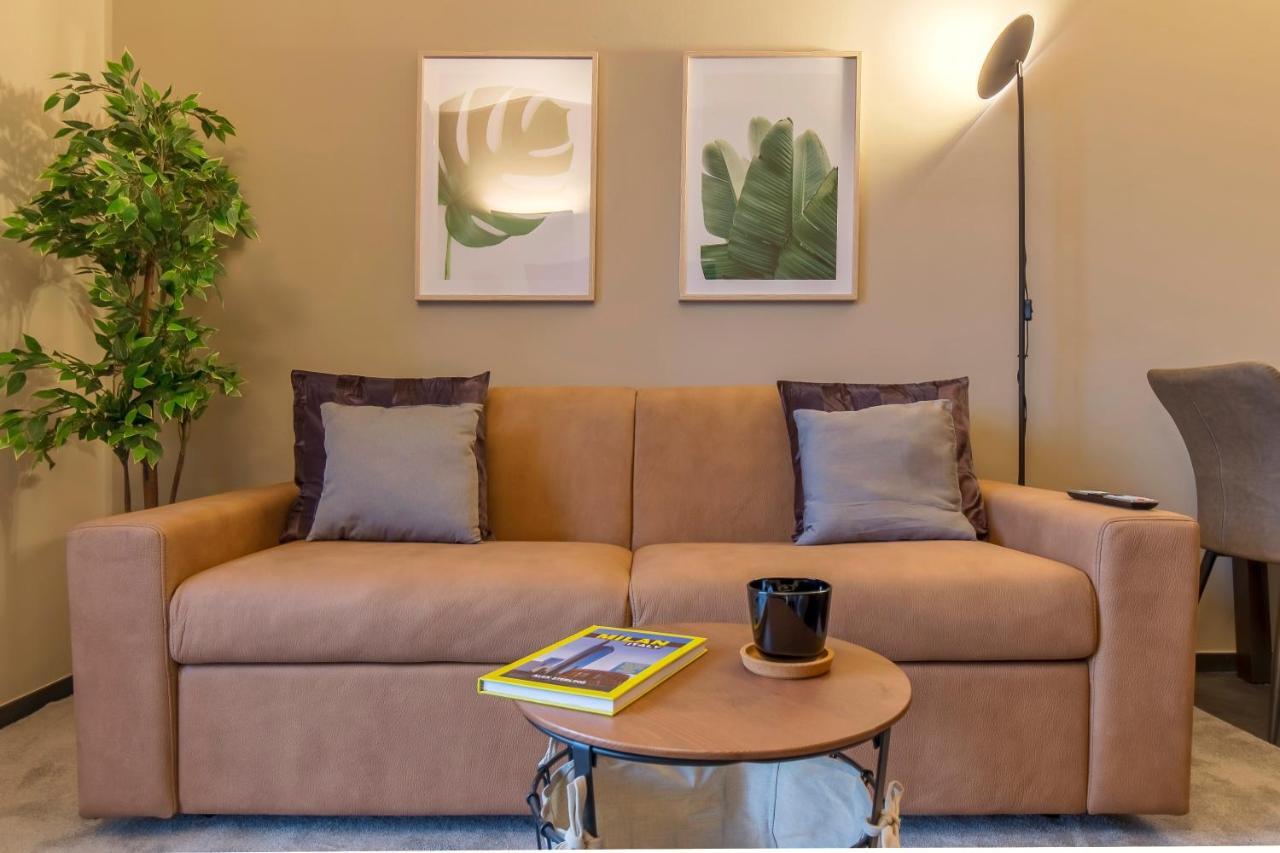 Modern & Bright 2 Bedroom Flat 50M From M4 Stop Milano Exterior foto