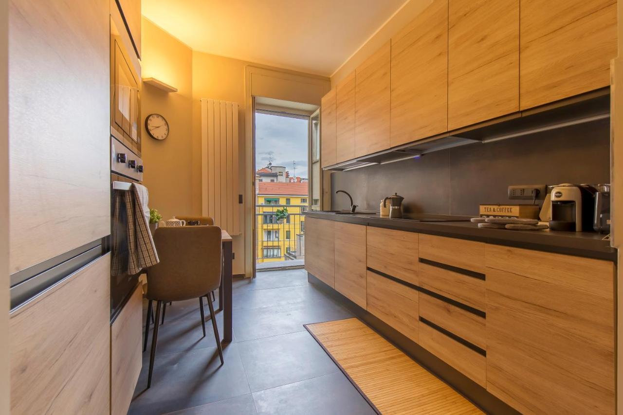 Modern & Bright 2 Bedroom Flat 50M From M4 Stop Milano Exterior foto